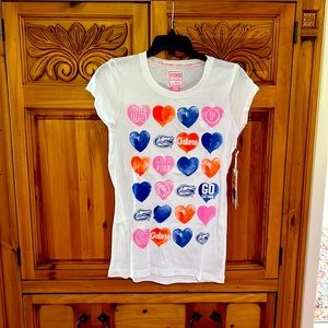 Cute T-shirt, gators fan, University of Florida size medium